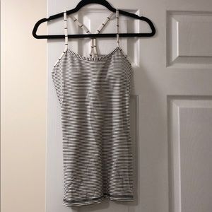 Lulu Lemon power Y tank size 4